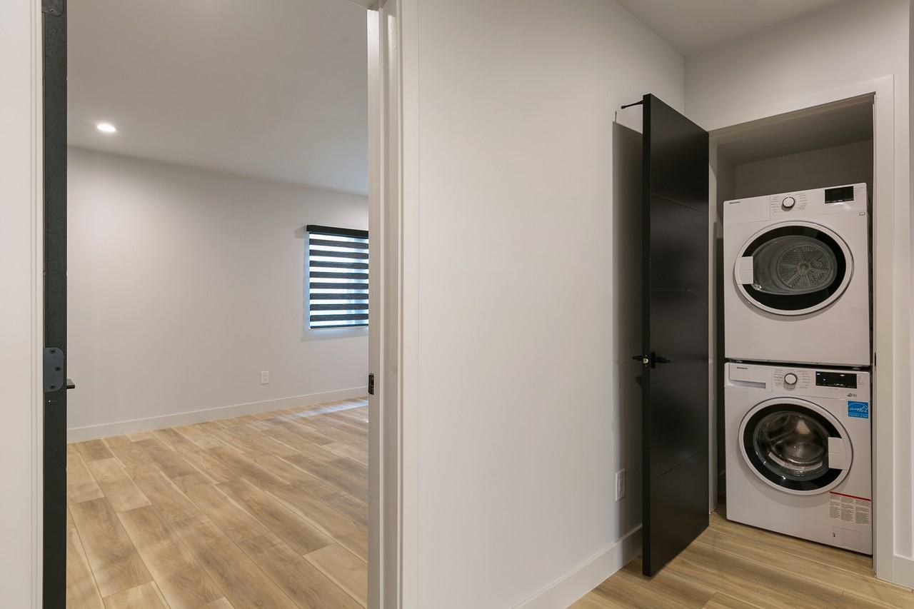 3646 Keystone Avenue #4 - Photo 7 of 10