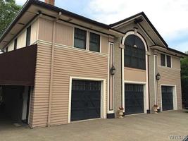 featured image of 100 Lincoln Pkwy