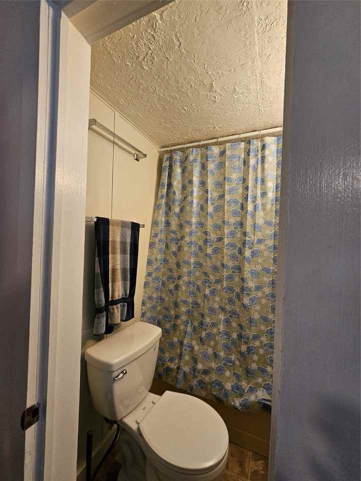 16443 Piper Ln - Photo 7 of 15