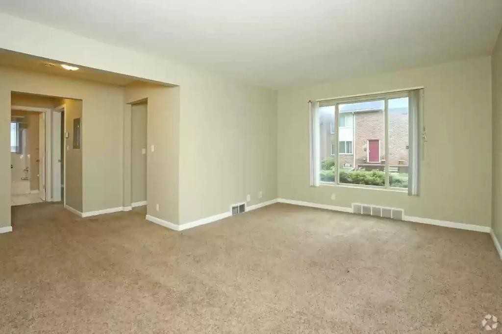 14115 Riverview St AT 206 - Photo 3 of 8