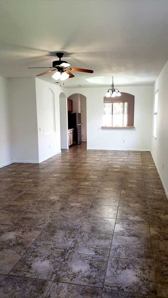 1367 Daryl Dr - Photo 3 of 25