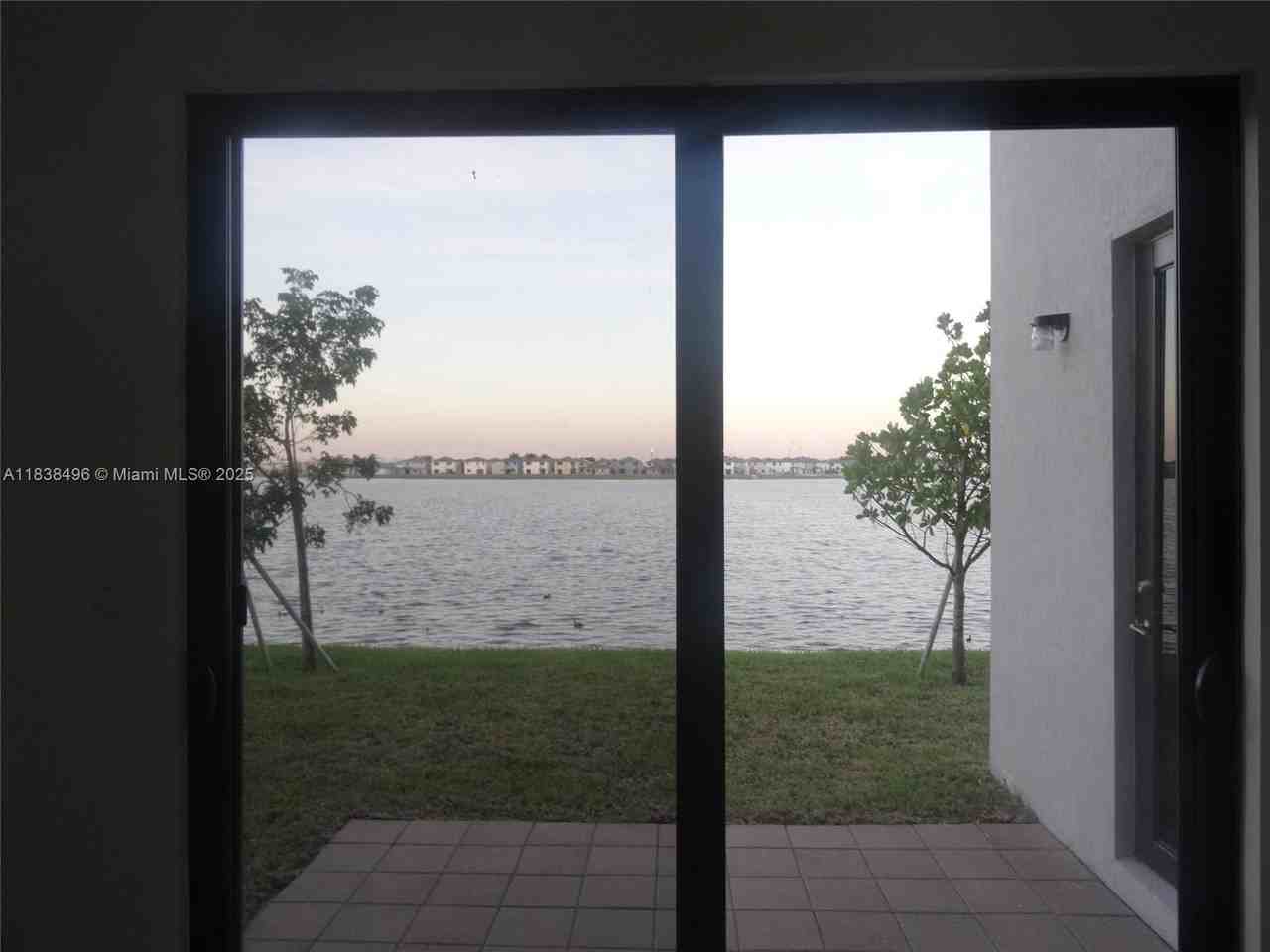 8853 Nw 155th Ter #8853 - Photo 5 of 26