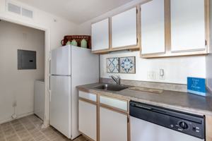 featured image of 600 Park Commons Ct