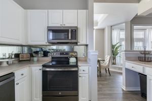 featured image of 1800 S Brentwood Blvd