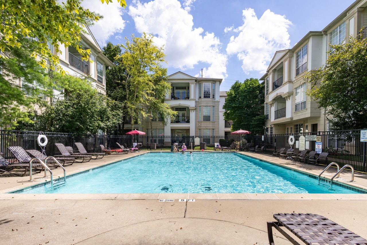 Villas at Brentwood - Photo 6 of 57