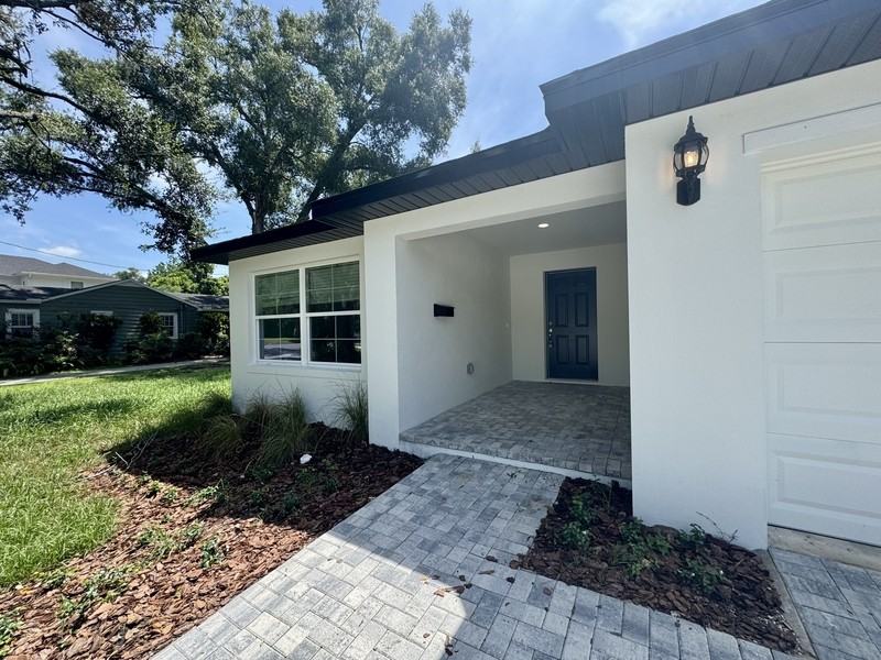 115 Hillside Ave - Photo 3 of 29