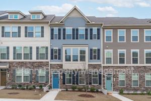 featured image of 1329 Channing Park Cir