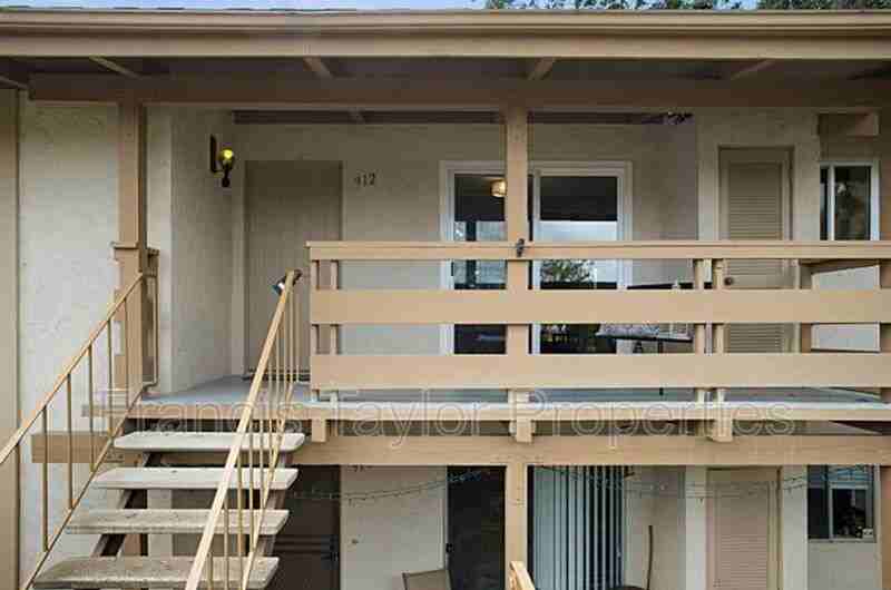 912 Knoll Vista Dr - Photo 2 of 23