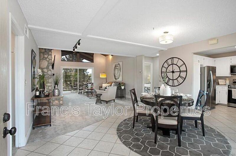 912 Knoll Vista Dr - Photo 6 of 23