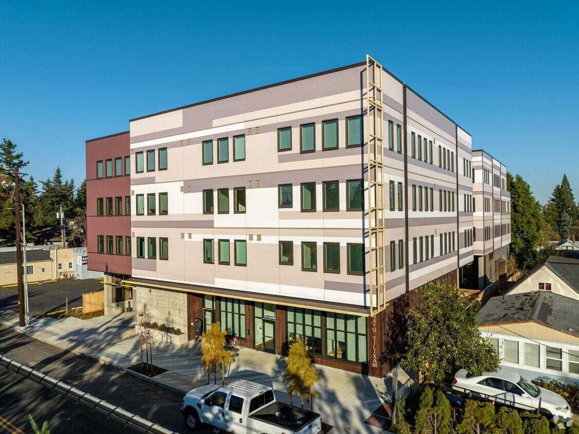 5825 Ne Prescott St - Photo 3 of 18