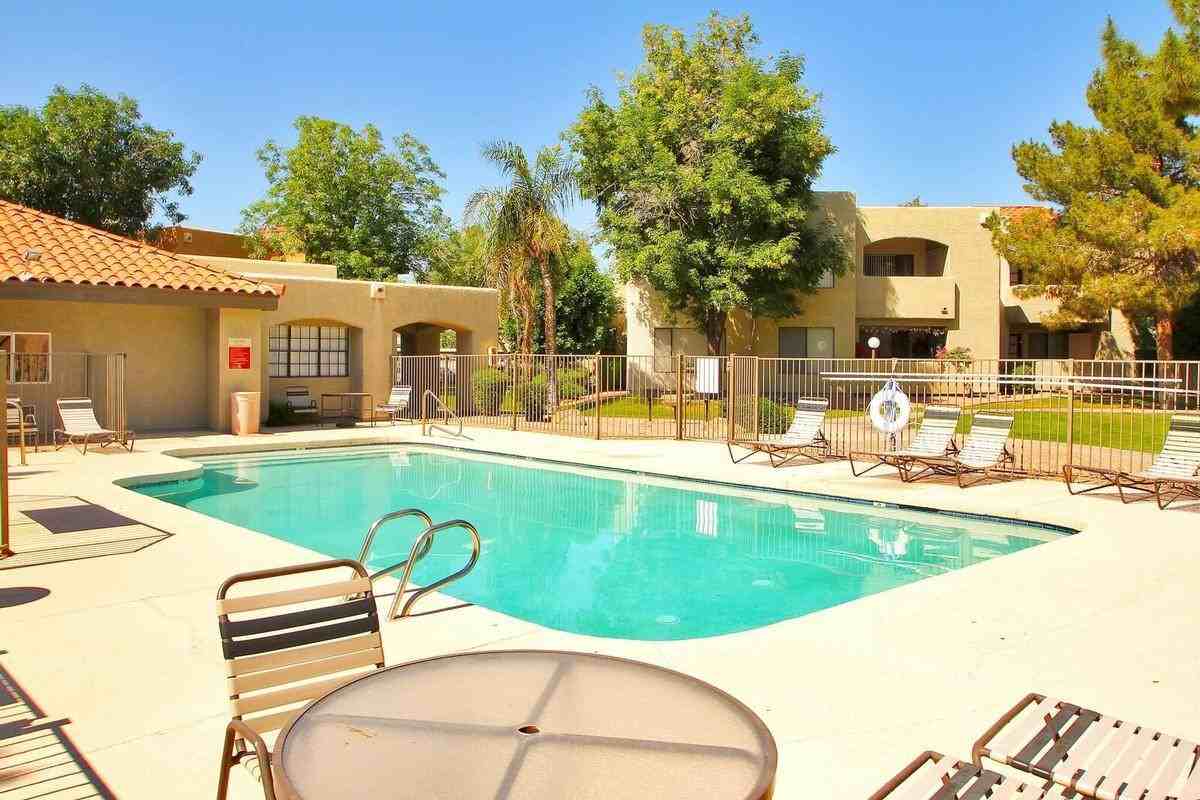 1586 W Maggio Way - Photo 2 of 26