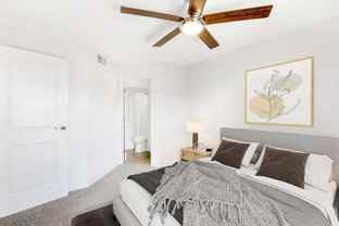 4201 W Union Hills Dr - Photo 1 of 1