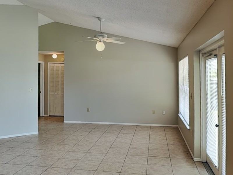 1618 Cassingham Circle - Photo 6 of 18