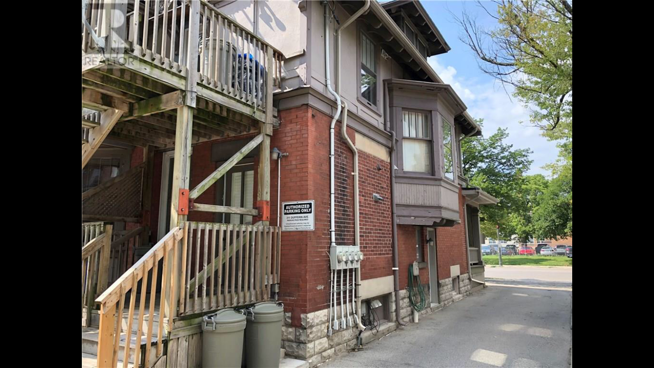 311 Dufferin - Photo 2 of 6