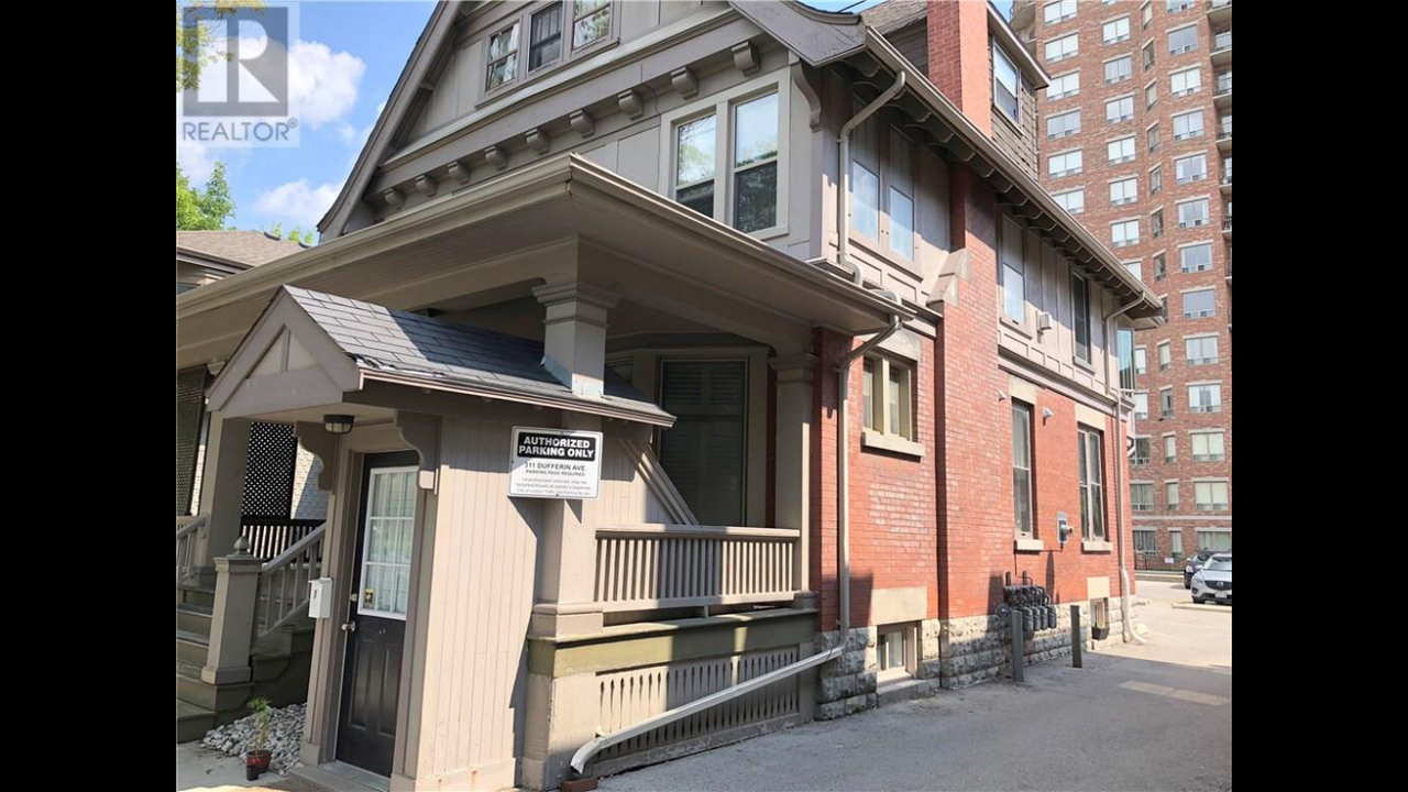 311 Dufferin - Photo 5 of 6