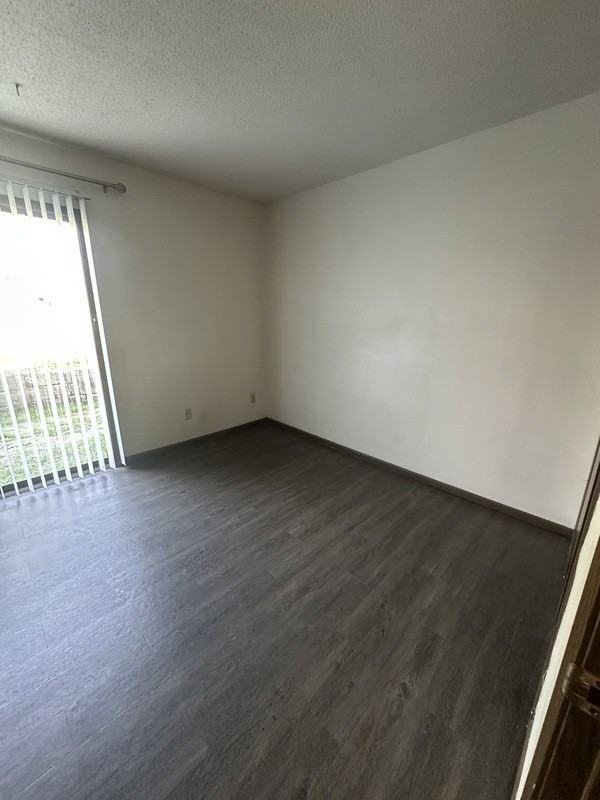 980 Eisenhower Rd #2 - Photo 6 of 10