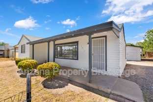 2335 W Morten Ave - Photo 1 of 1