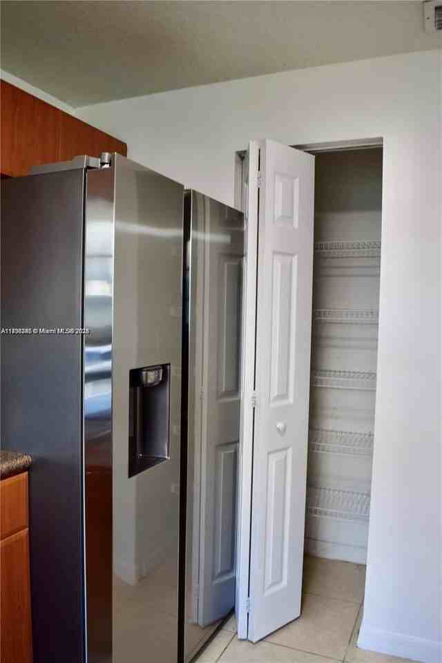 14162 Southwest 260th Street - Photo 4 of 8