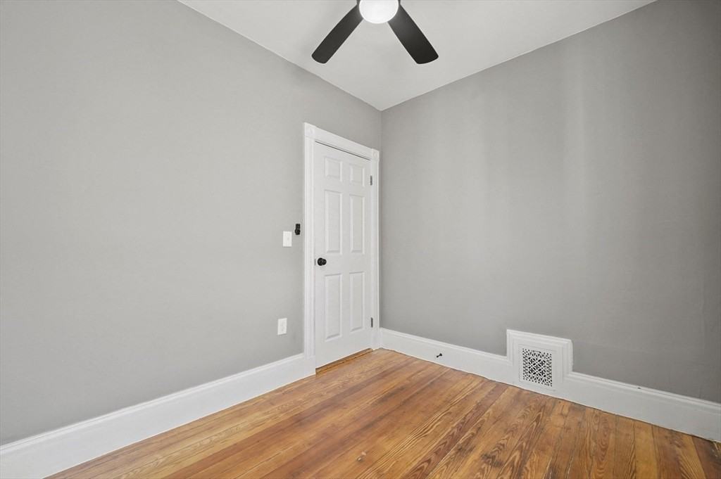 18 Lyon St #3 - Photo 7 of 29