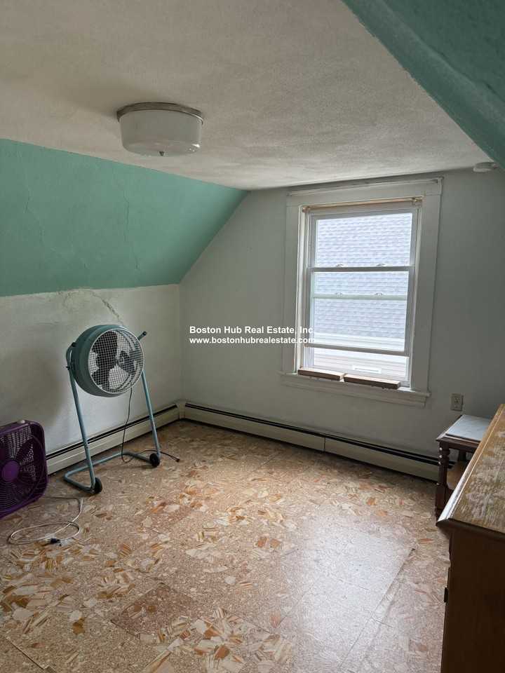 Newbern Ave #3 - Photo 3 of 4