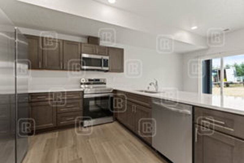 307 South Grady Lane - Photo 2 of 28