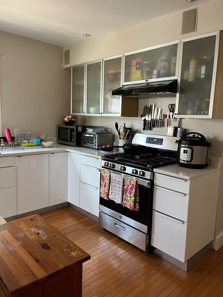 244 Cedar St #2 - Photo 3 of 10