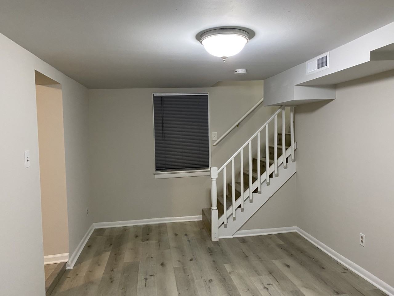 563 Pennington Avenue - Photo 2 of 13