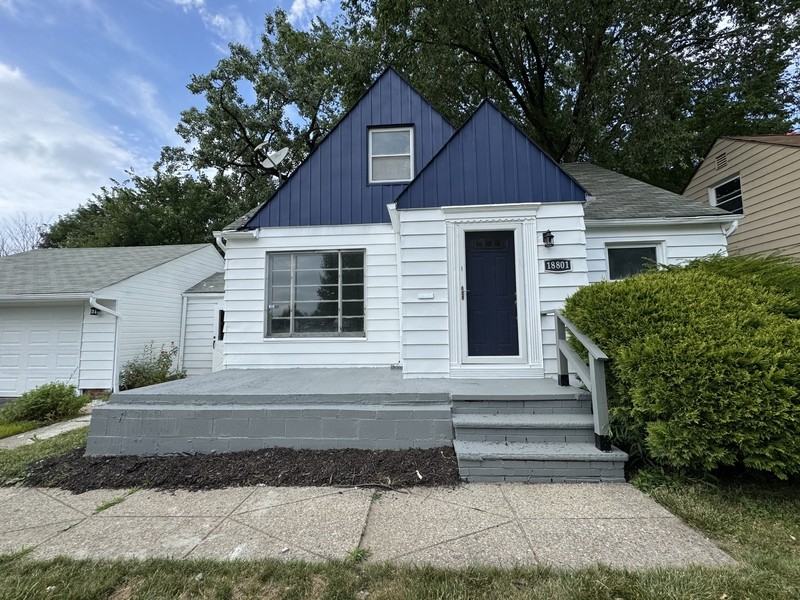 18801 Invermere Ave - Photo 2 of 31