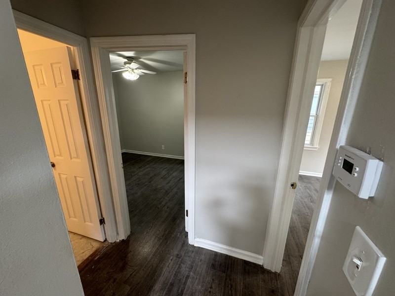 18801 Invermere Ave - Photo 6 of 31