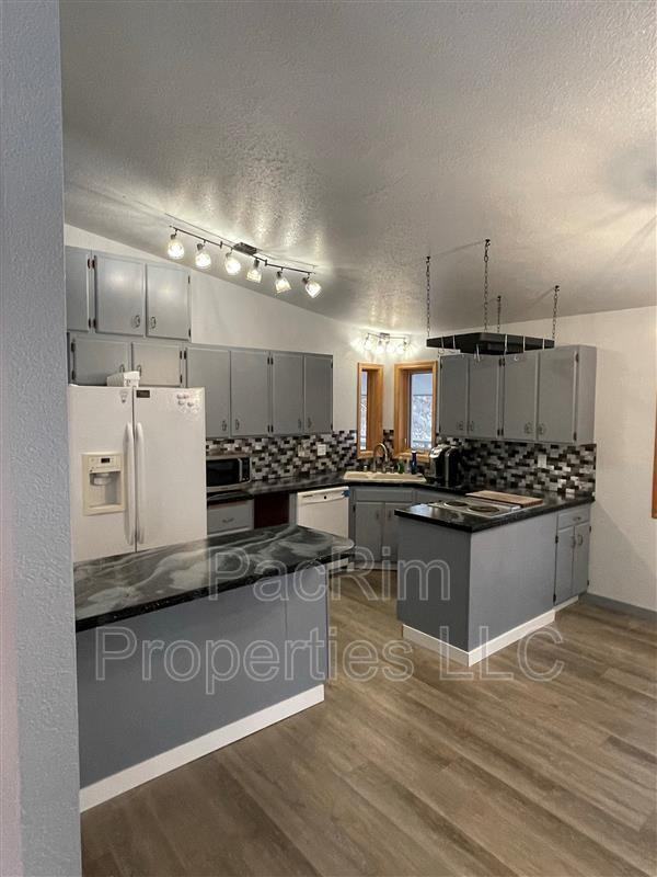 13100 Lupine Rd #1 - Photo 4 of 15