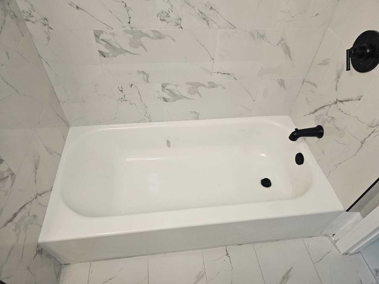 476 Brooks Street - Photo 4 of 16