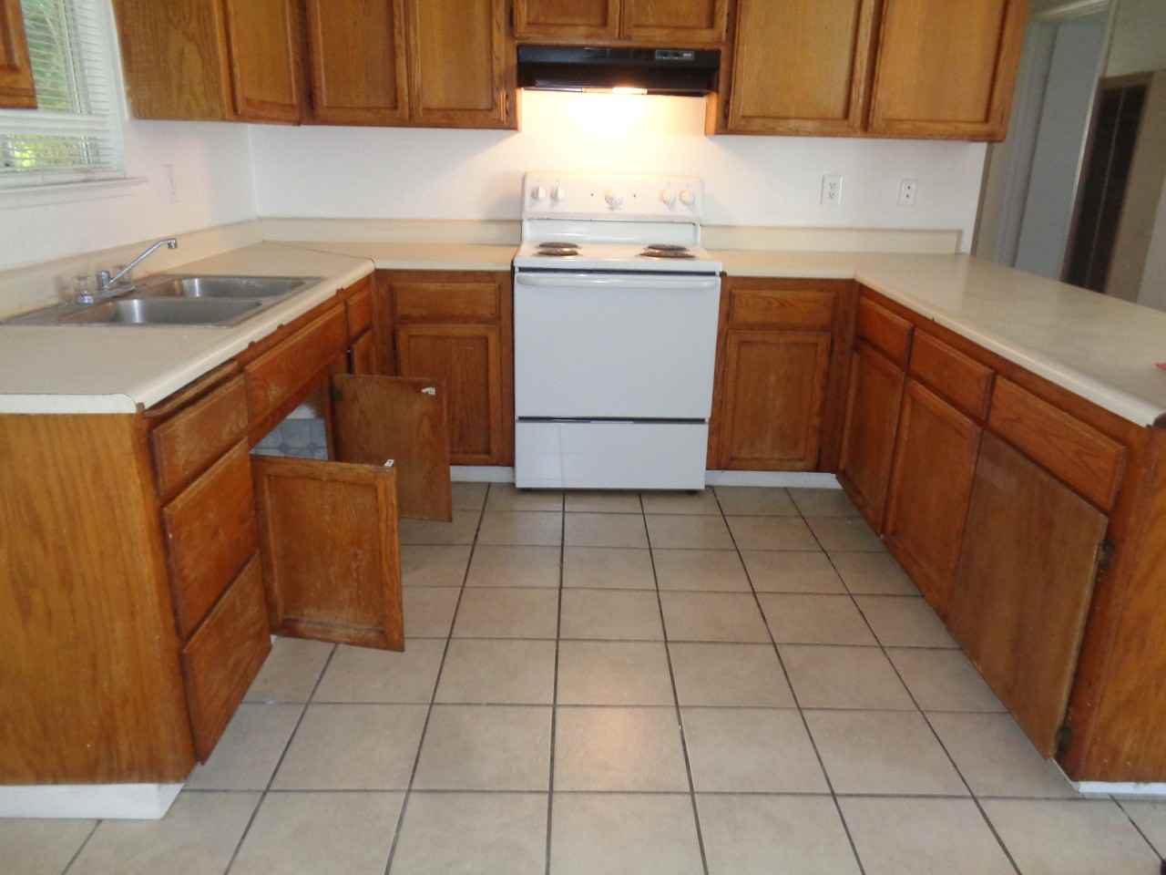 1115 Holly Avenue #A - Photo 6 of 12