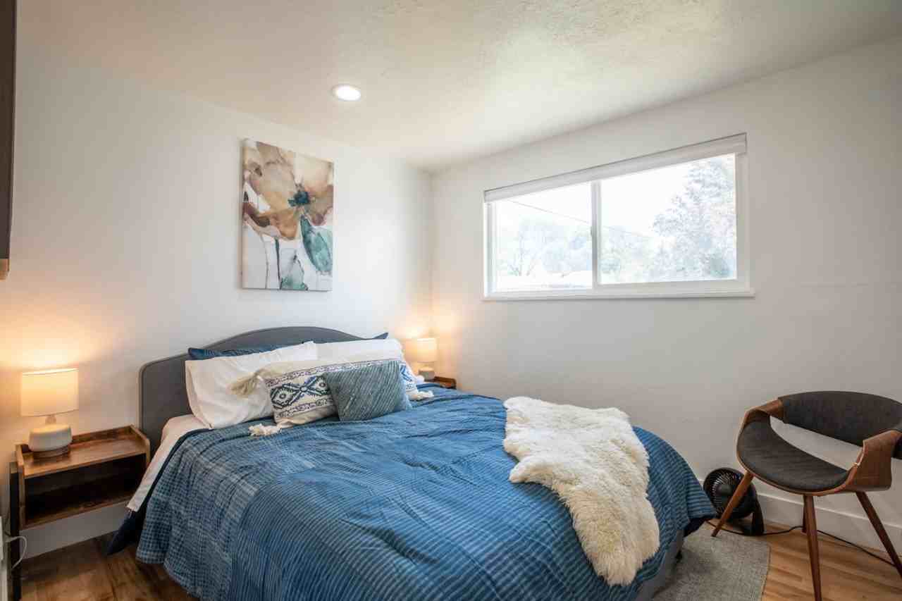 9949 S Sego Lily Dr #1253730P - Photo 5 of 32