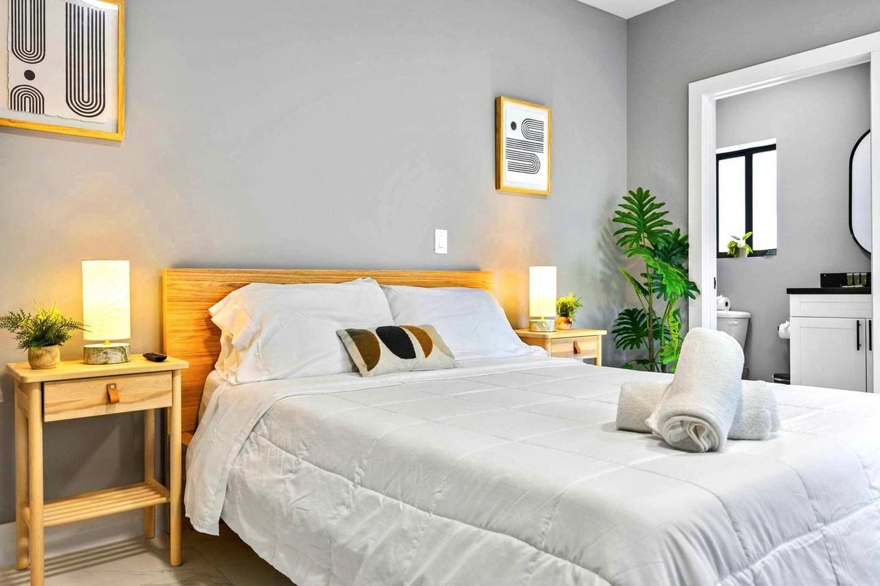 1540 Northwest 46th Street - Photo 7 of 57