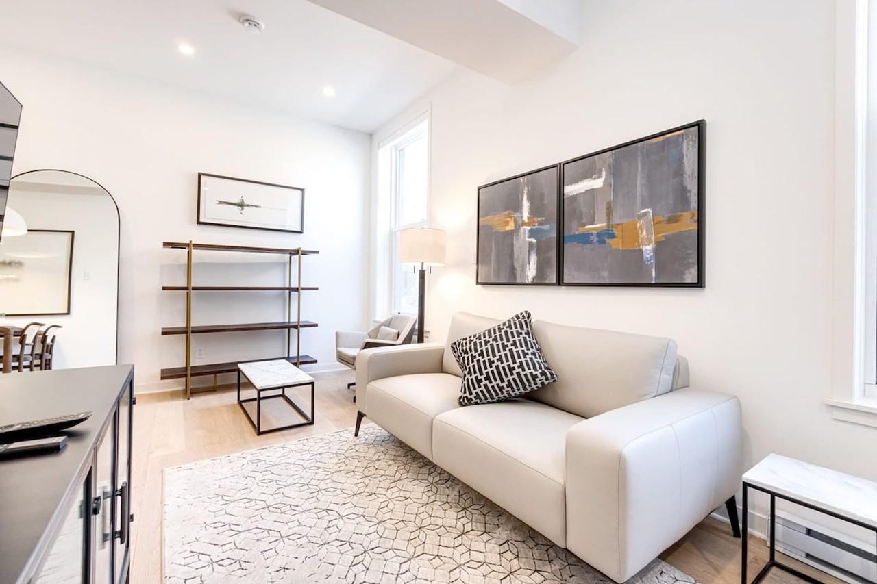 4500 Rue Hutchison #1254776P - Photo 3 of 24