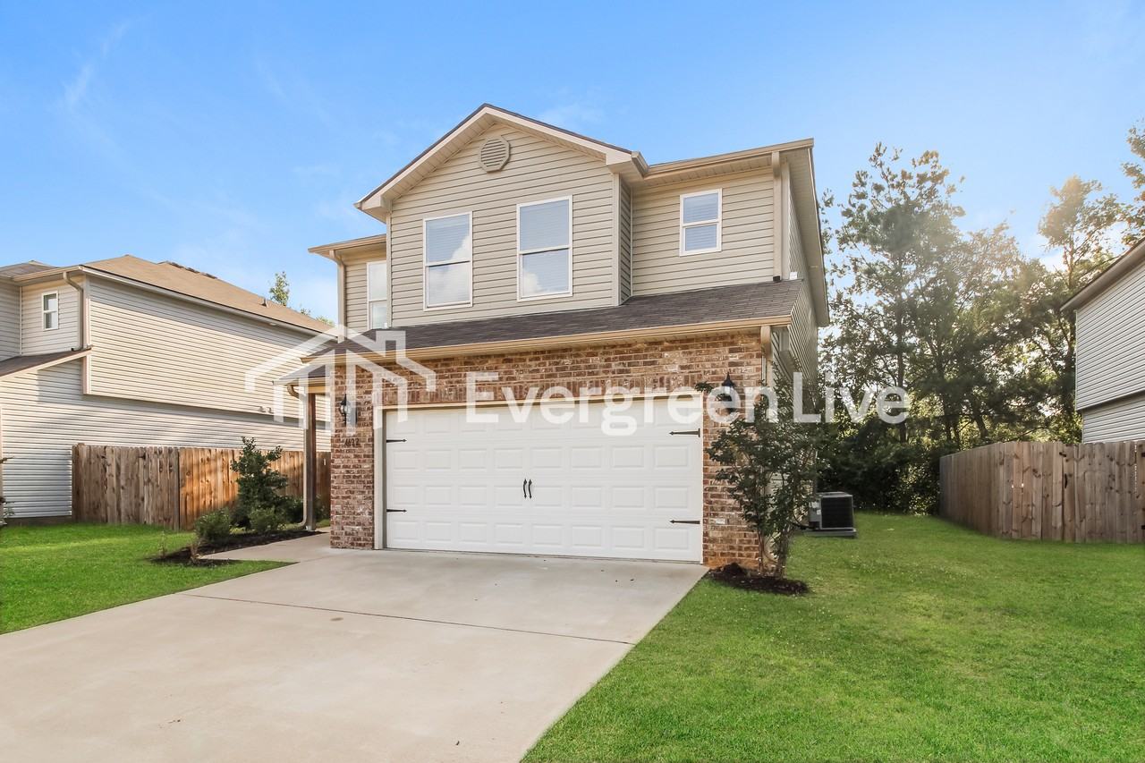 4622 Smithfield Ln - Photo 2 of 13