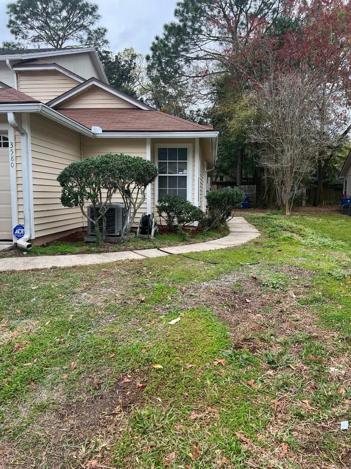 3580 Rain Forest Dr W - Photo 6 of 15