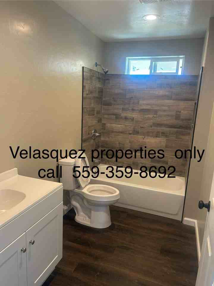 211 W Orange Ave Unit B #NA - Photo 6 of 9