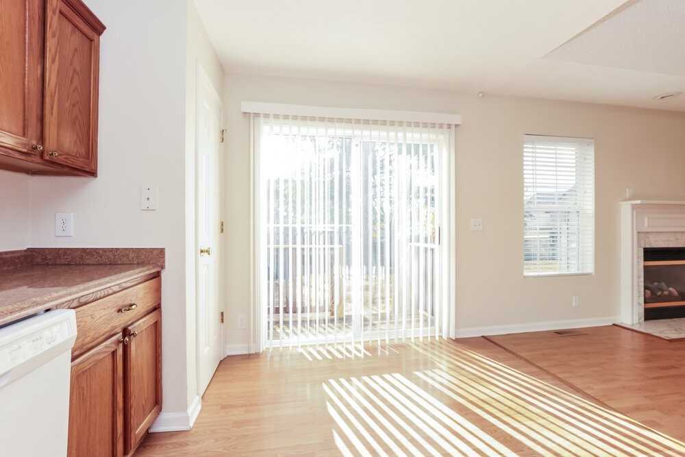 2313 Leighton Way - Photo 5 of 16