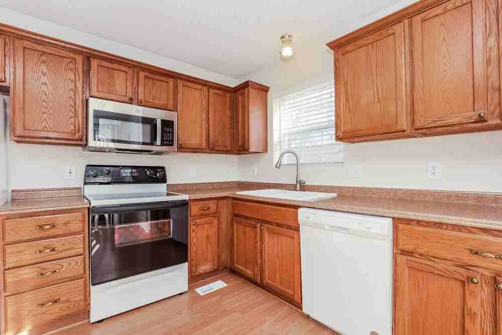 2313 Leighton Way - Photo 7 of 16