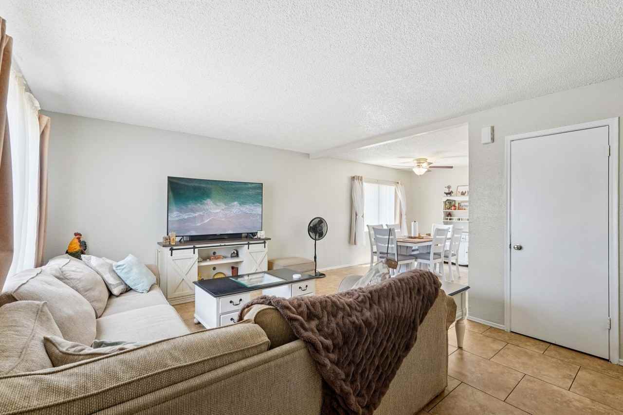 Woodridge Manor Apartments - Photo 3 of 50