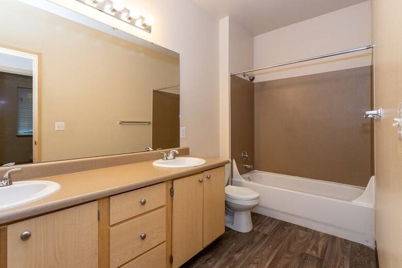 Keystone RIdge - Photo 2 of 12