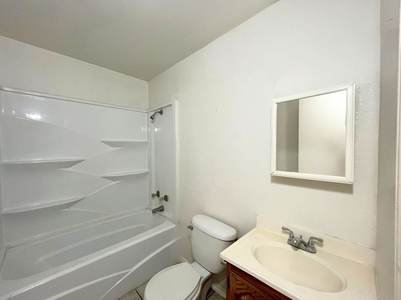 Oasis Escondido - Photo 3 of 11