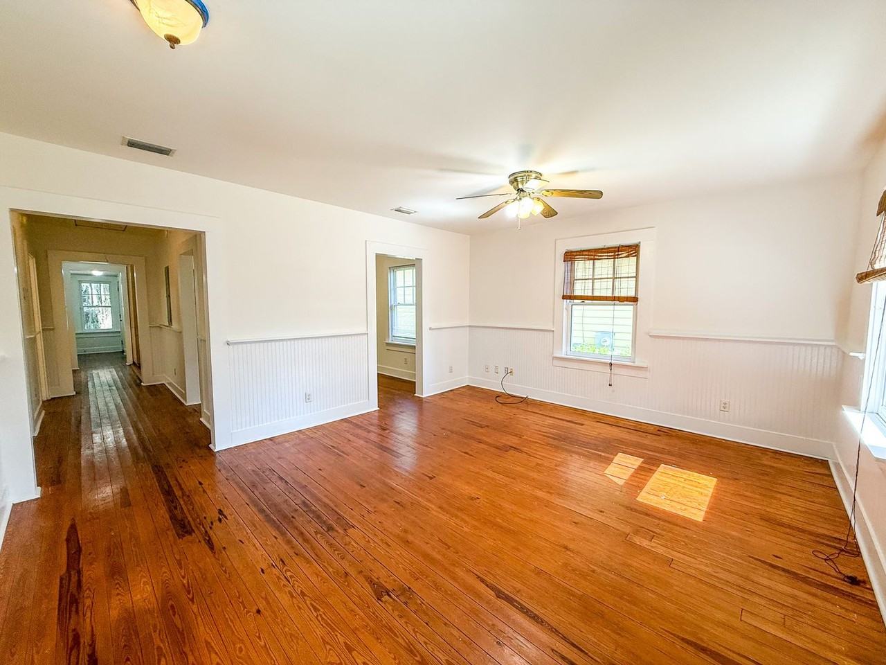 408 Nw 4th St - Photo 2 of 34