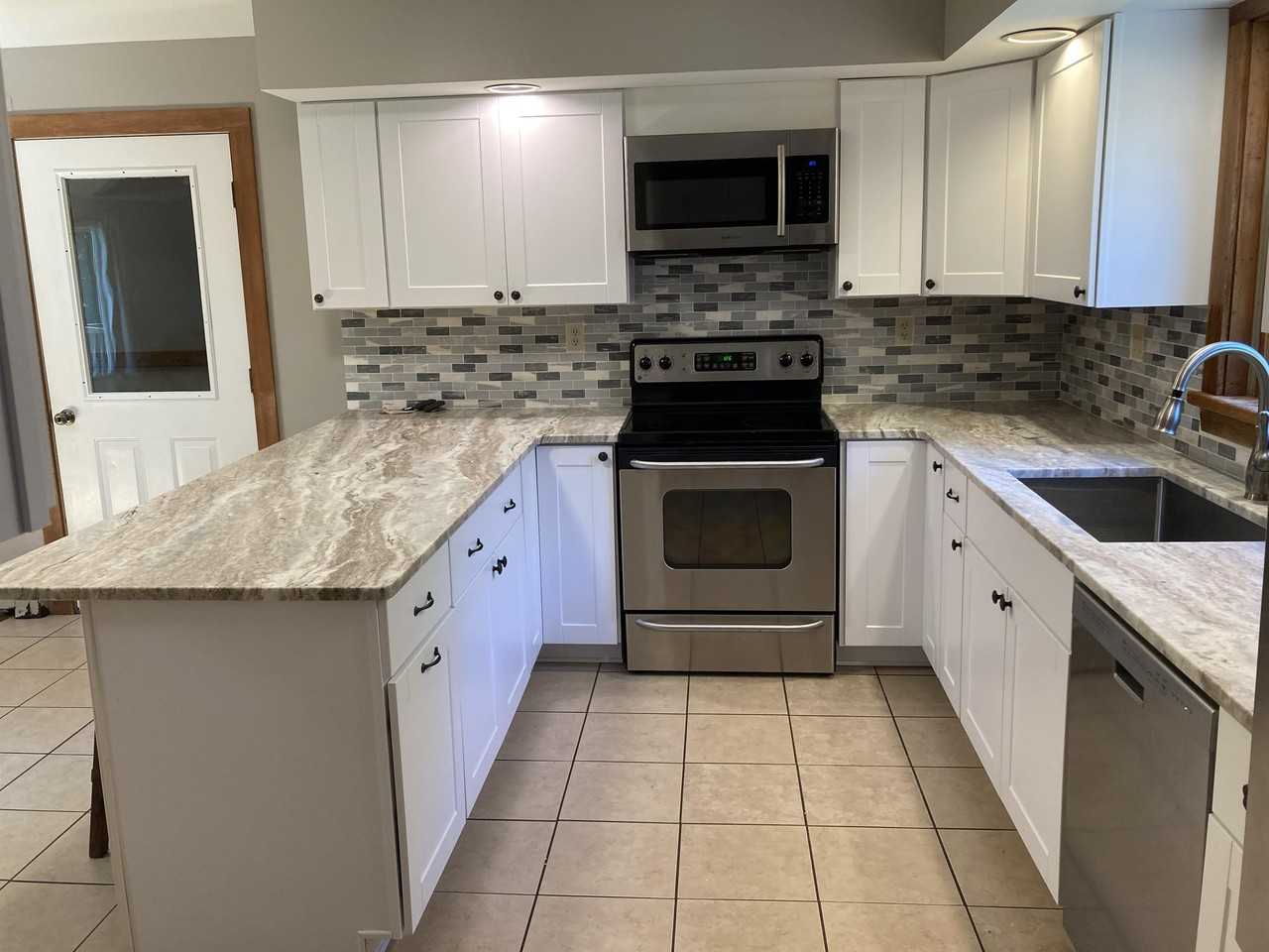 1 Estuary Dr - Photo 4 of 37