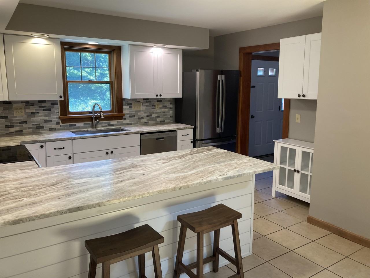 1 Estuary Dr - Photo 2 of 37