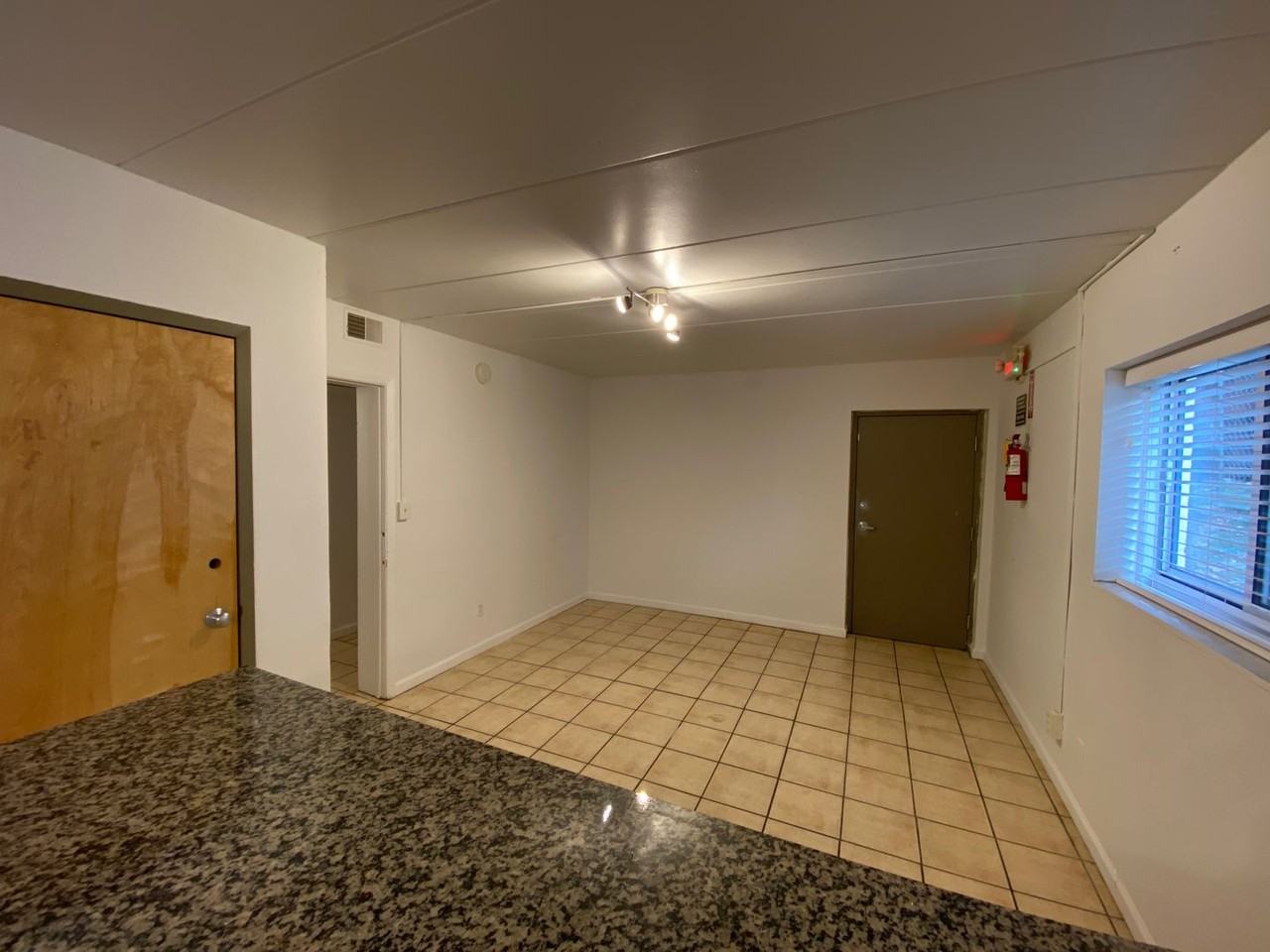 153 E 12th Ave - Photo 6 of 50