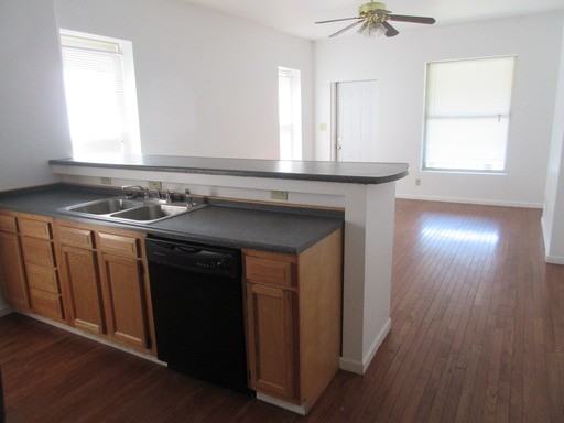 1616-1618 Summit St - Photo 6 of 20