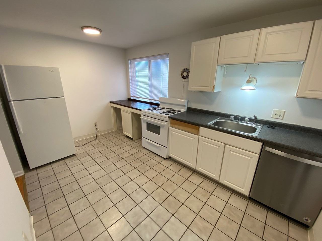 W 10th Ave 39-41 BSS - Photo 4 of 50