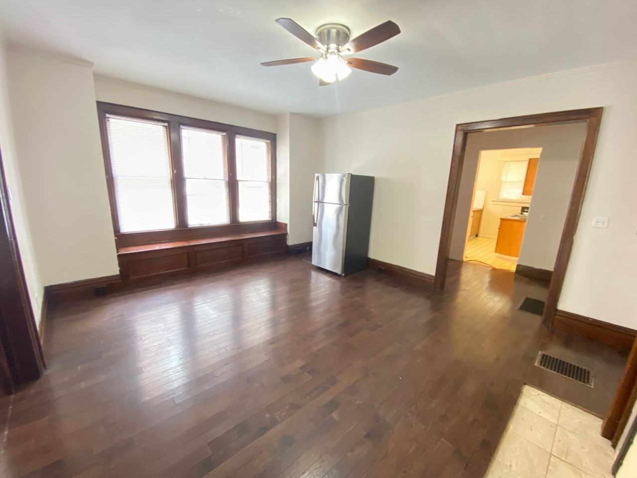 Summit St 1932-1934 WPR - Photo 4 of 39